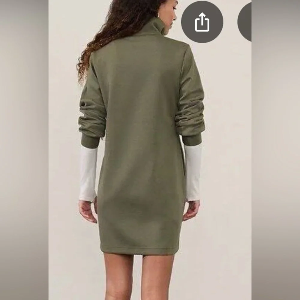 Athleta Green Long Sleeve Midi Dress - Picture 6 of 8
